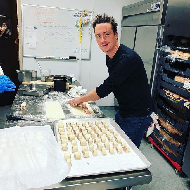 Caption: Ben Robinson enjoying his cooking time in Kitchen (Source: Instagr...