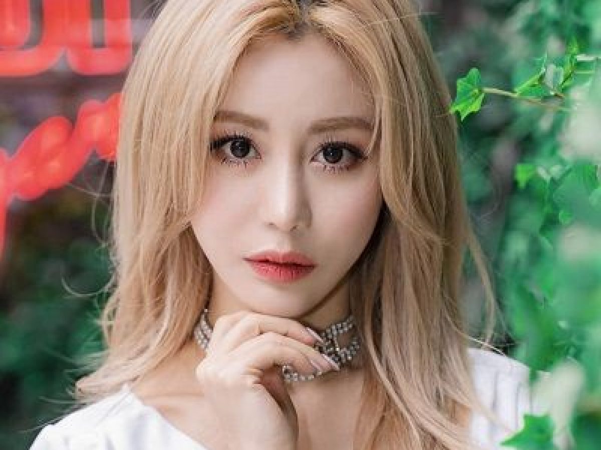 Wengie Biography Age Net Worth Height Married Nationality