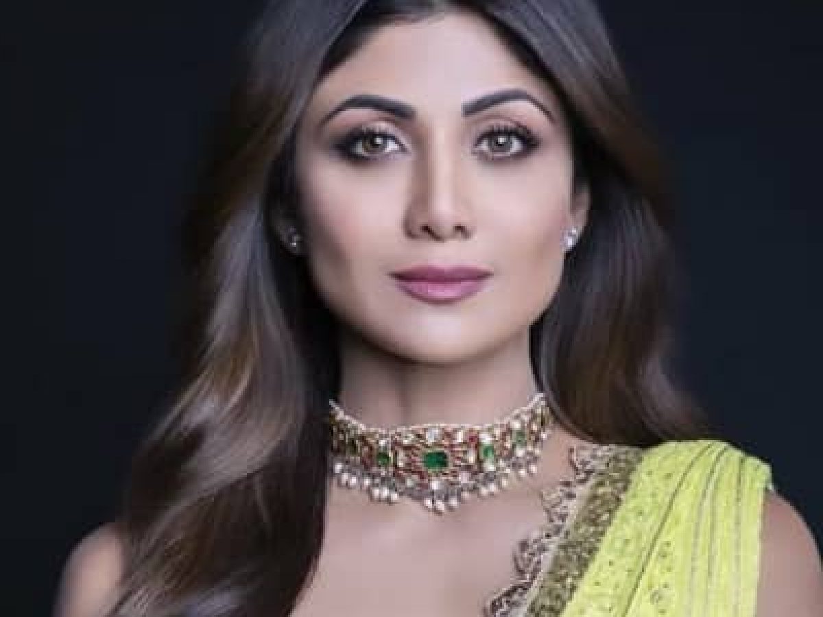 Shilpa Shetty - Bio, Age, Height, In Relation, Net Worth, Facts