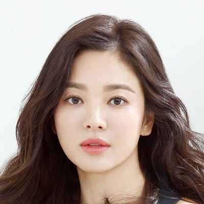 Song Hye Kyo – Biografie-Maske