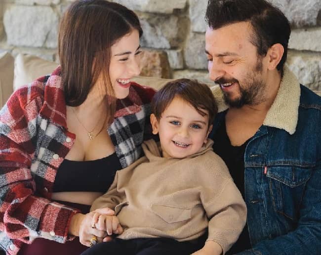 Hazal Kaya with her husband and child (Source Instagram)