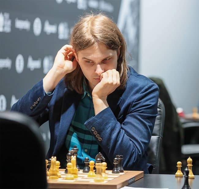 Richard Rapport during his game (Source Fide Online Arena)