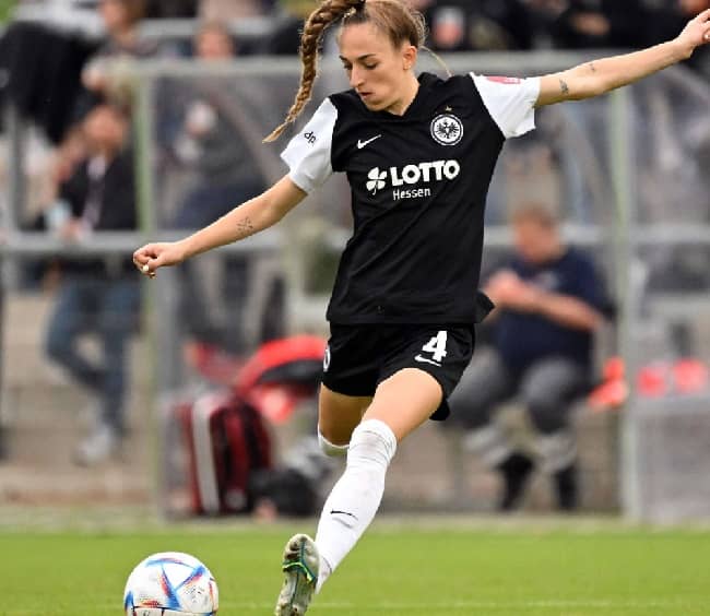 Sophia Kleinherne during her game (Source fr.de)