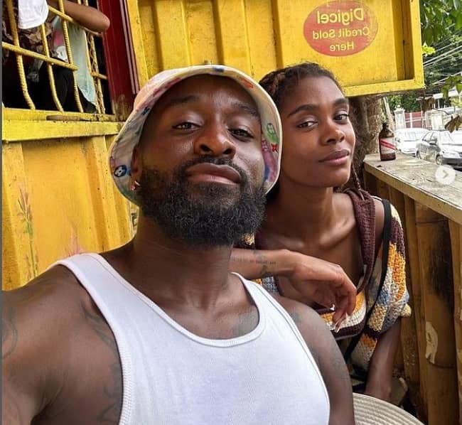 M'Bala Nzola with his girlfriend (source Instagram)