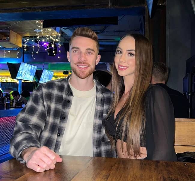Joel Waterman with his girlfriend (Source Instagram)